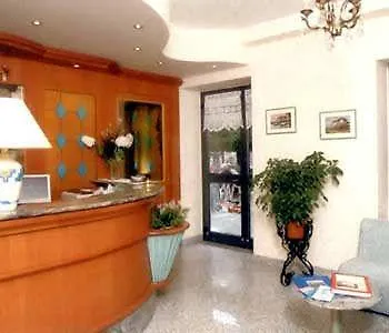 Brisino 3*